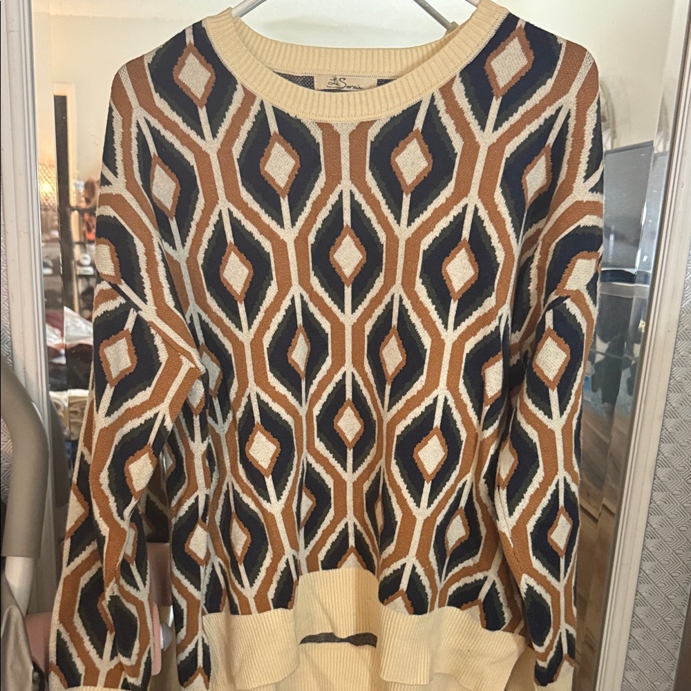 Diamond Pattern Crew Neck Sweater - Black, Brown, and Cream